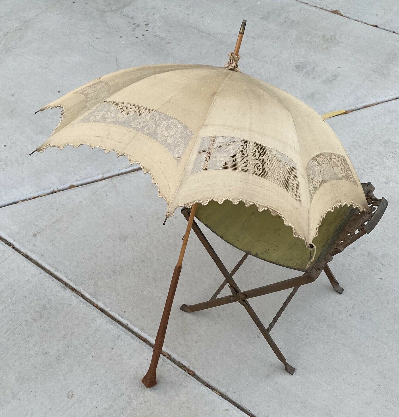 Antique Victorian Lace Parasol Umbrella Wood Handle 40 1/2 Inches Long Beautiful